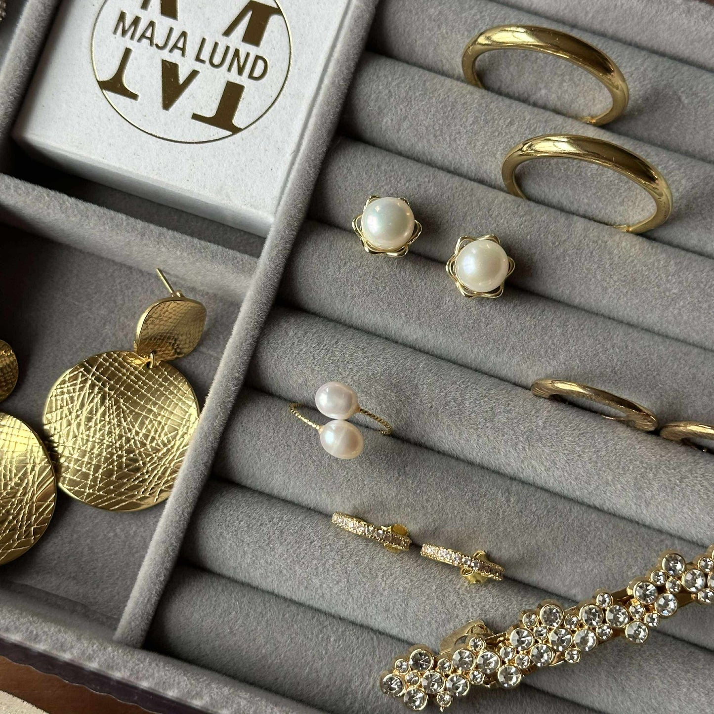 Örhängen IZA med klara zirkoner - förgylld