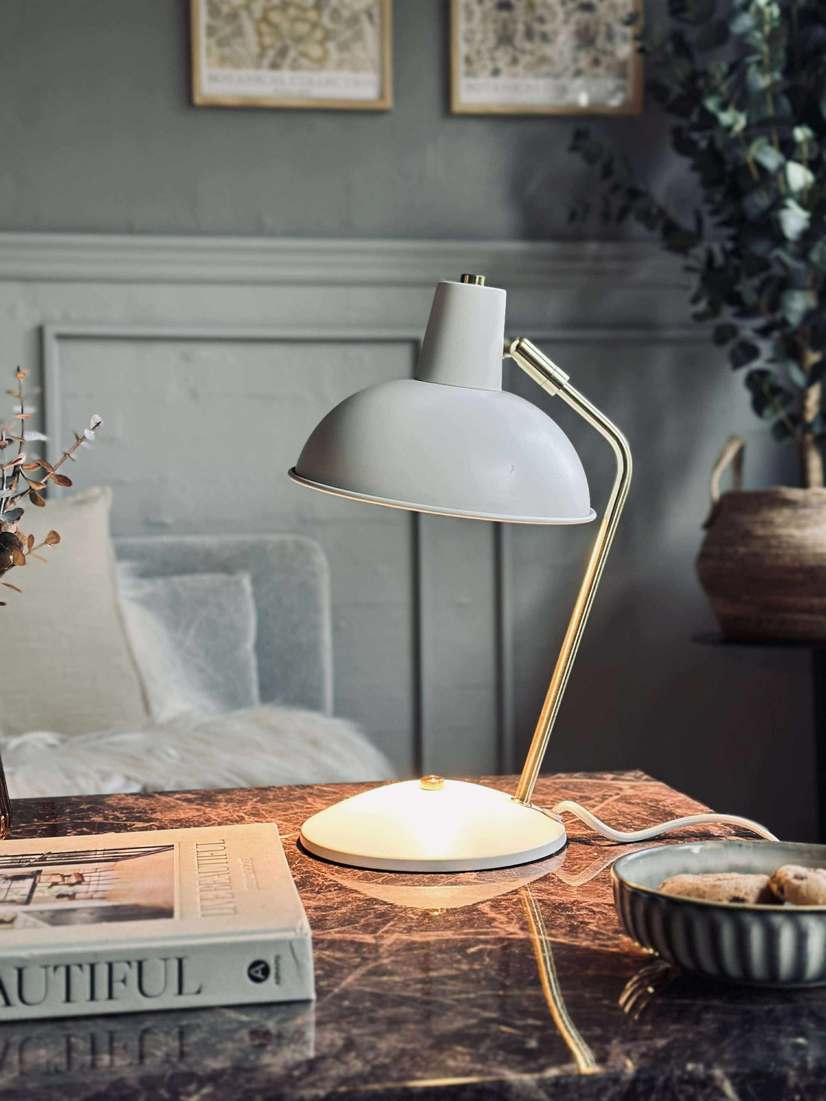 Bordslampa Retro - Vit / guld