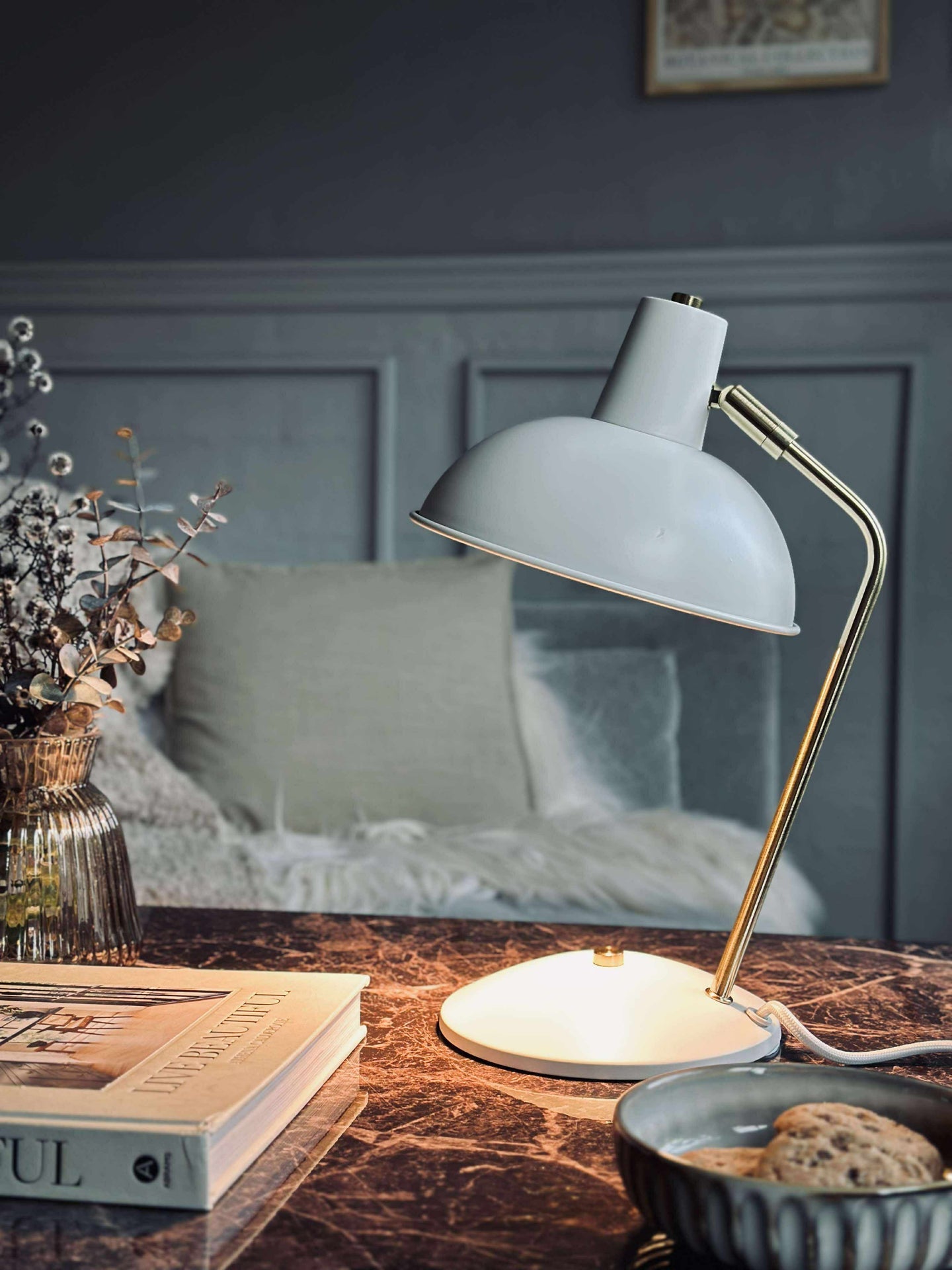 Bordslampa Retro - Vit / guld