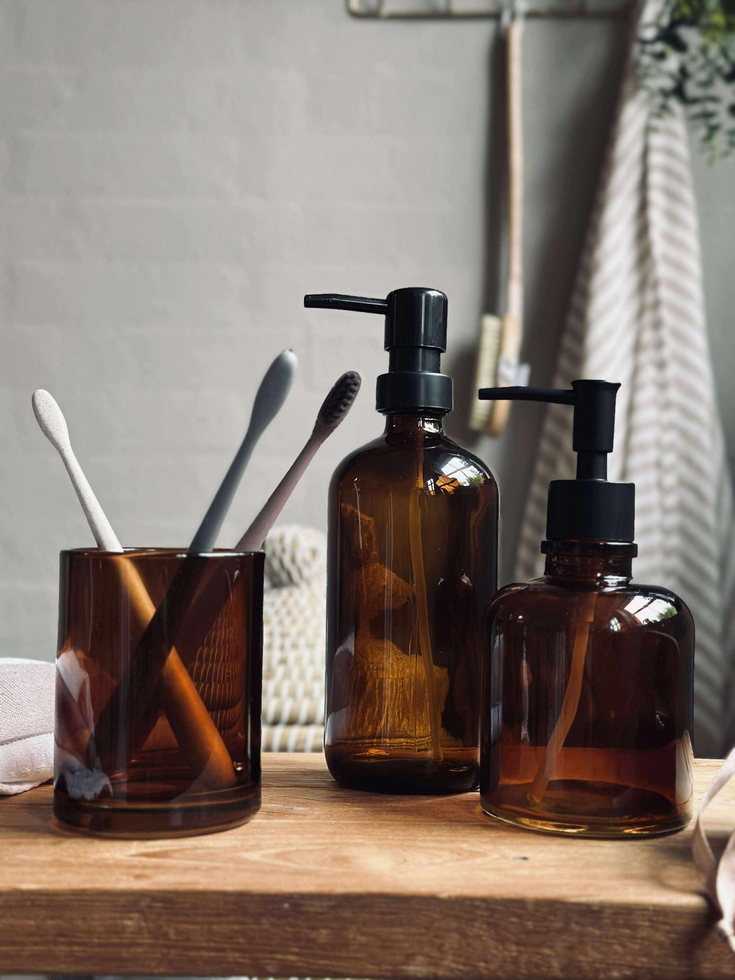 Dispenser med pump - Brunt glas