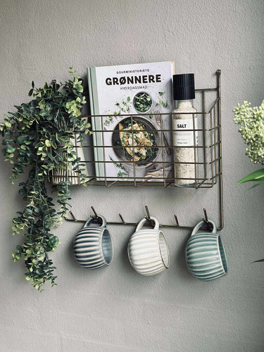 Vägghylla med krokar - Metall