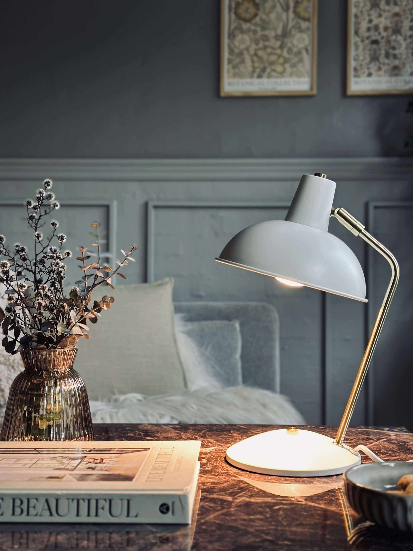 Bordslampa Retro - Vit / guld