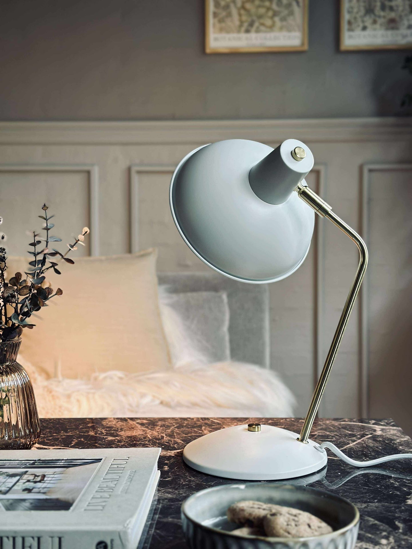 Bordslampa Retro - Vit / guld