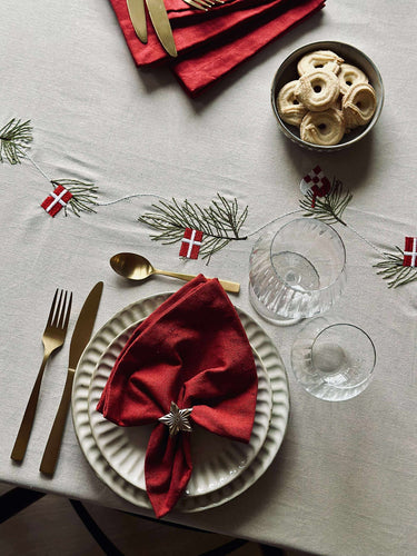 Julduk 140 x 240 - Dansk jul med flaggor och julhjärtan