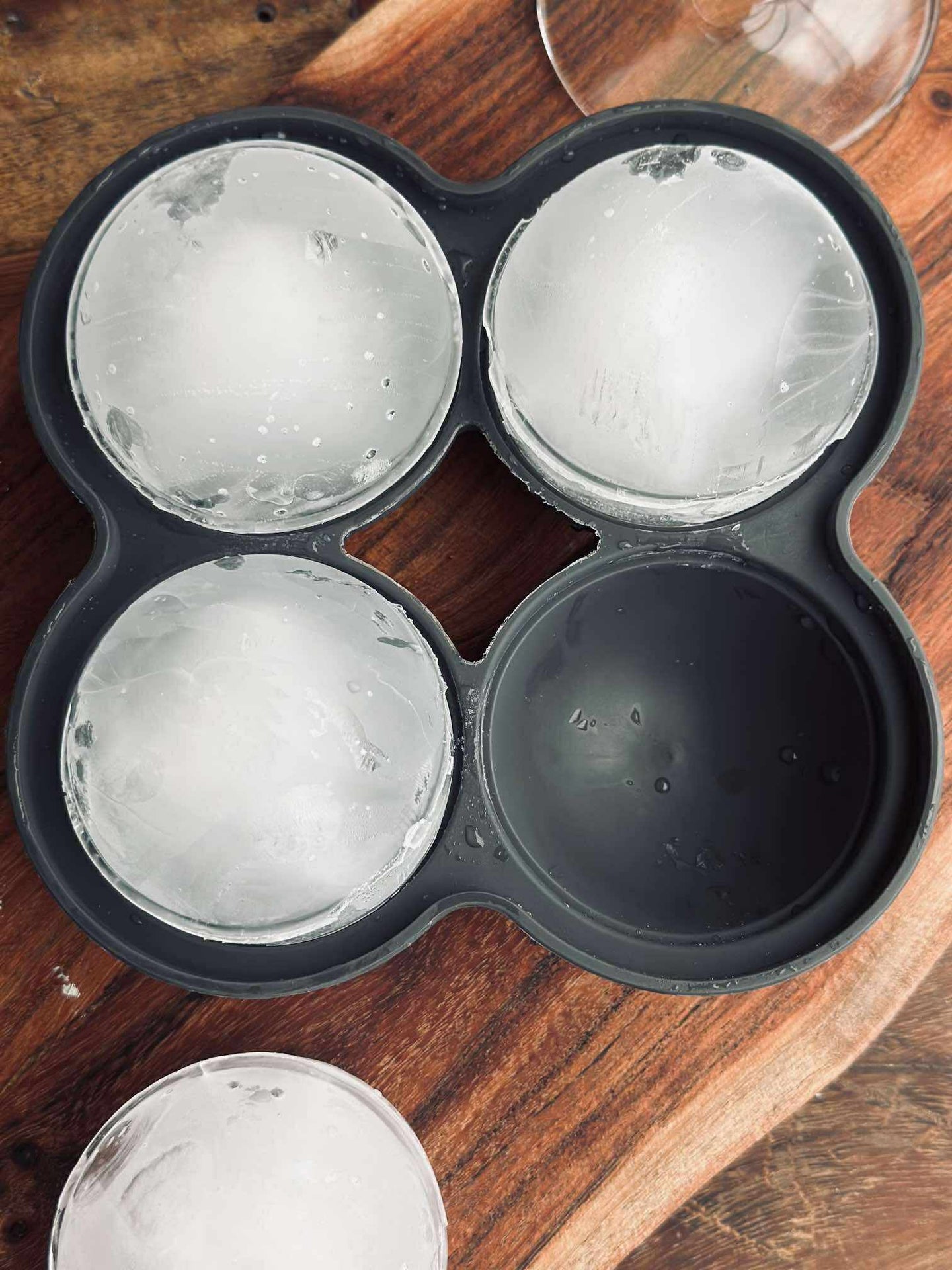 Isbollar - 4 ICE BALLS