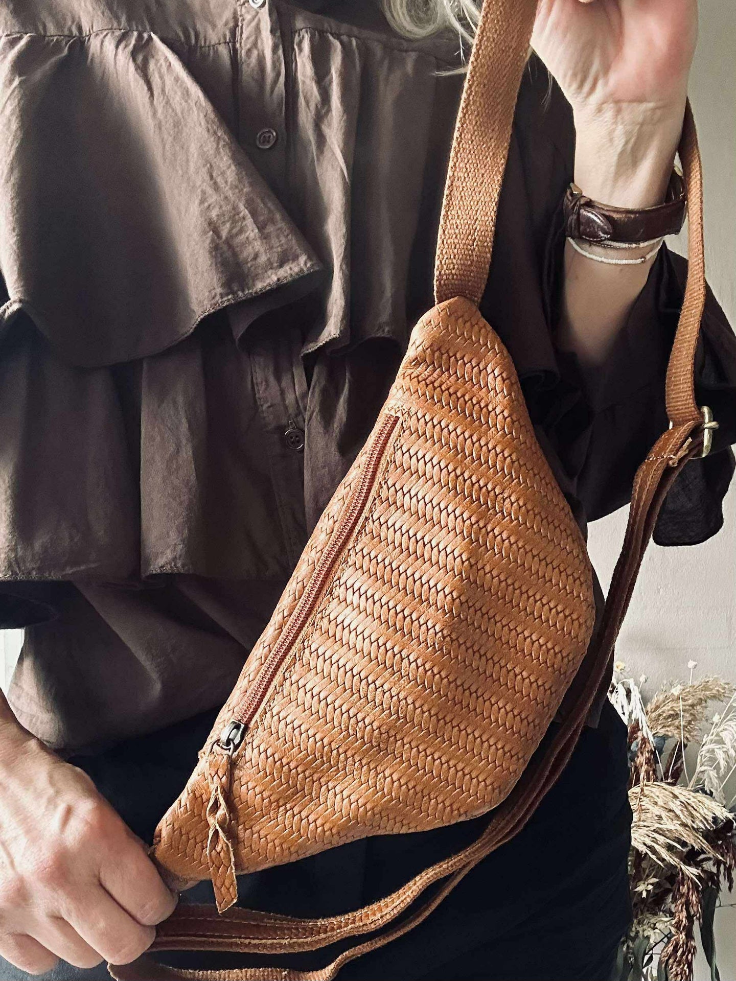 Bumbag Tasha - Cognac flätad