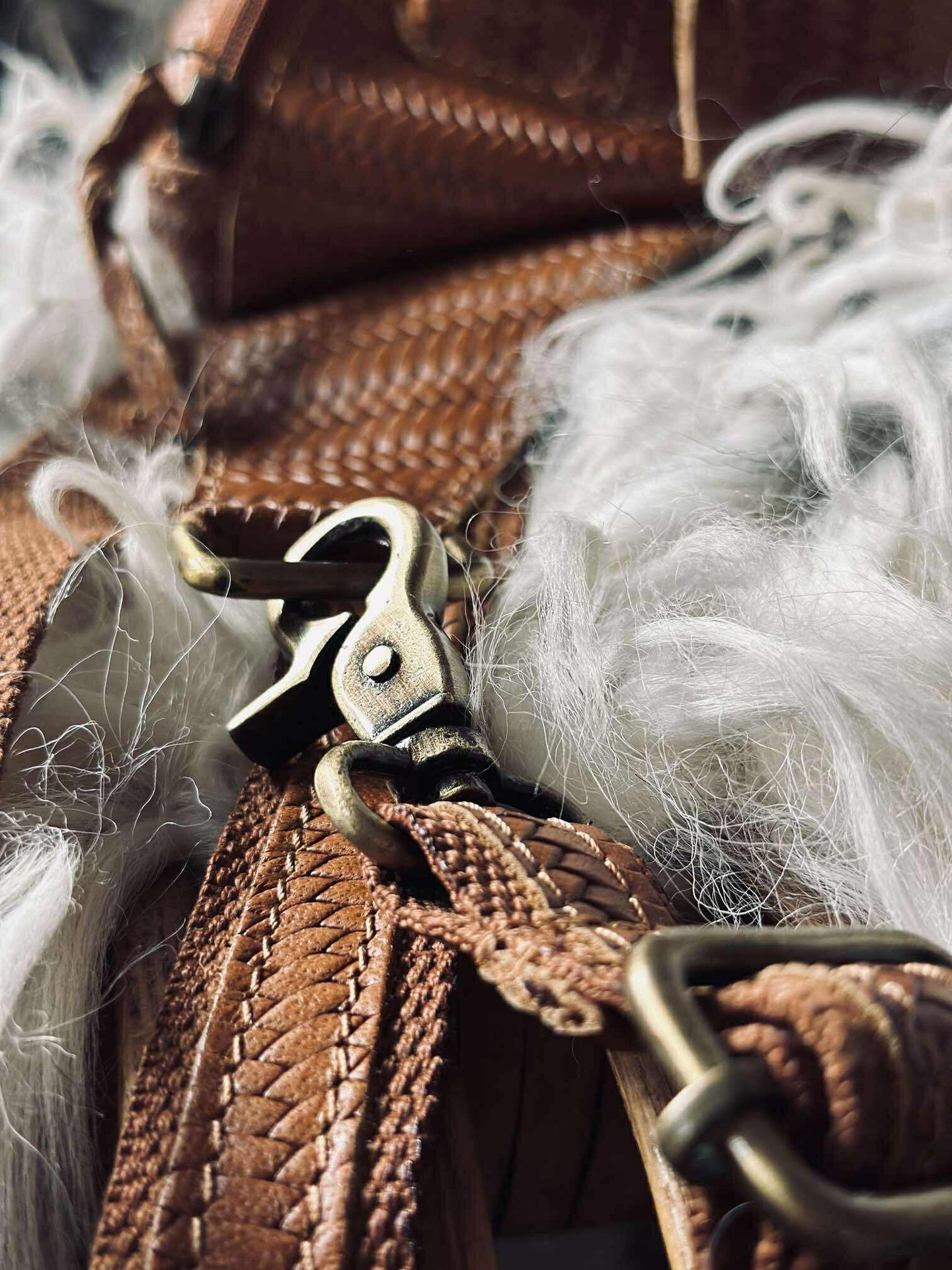 Midjeväska Kaya - Cognac flätad