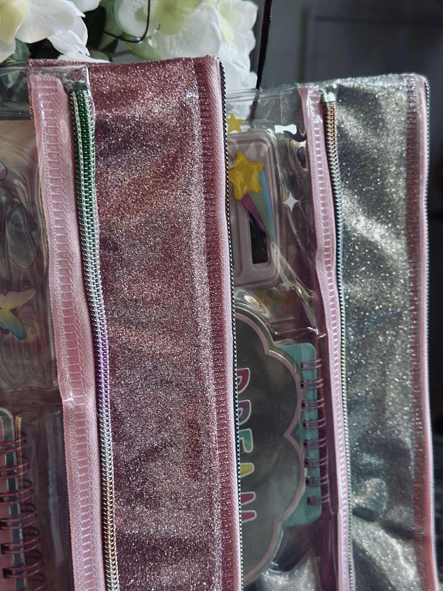 Girl bag med innehåll - MIX