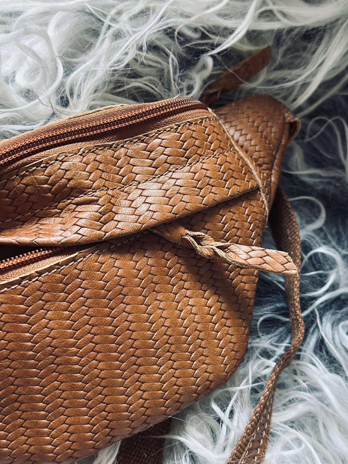 Bumbag Tasha - Cognac flätad