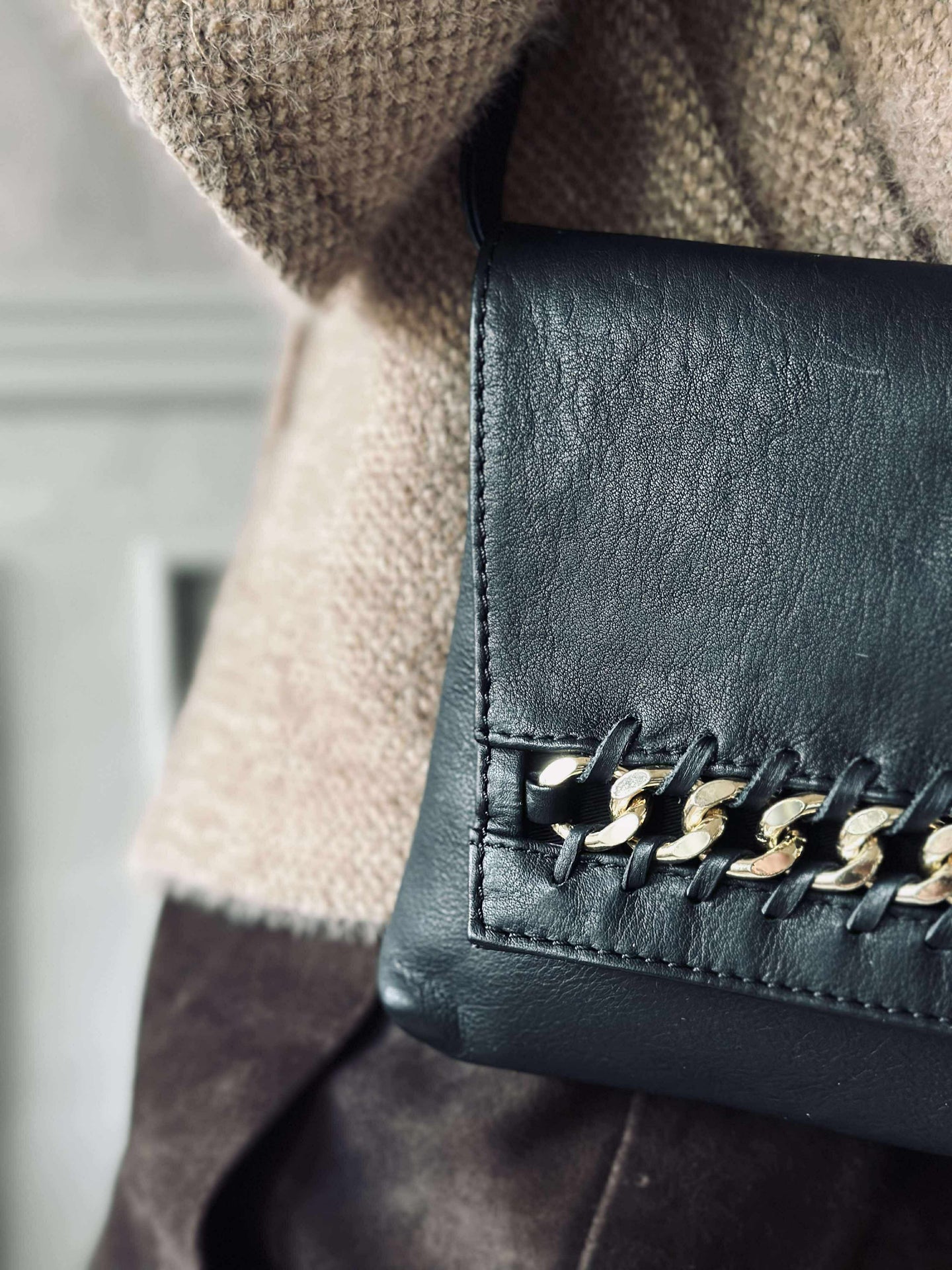 Clutch med guldkedja - Small