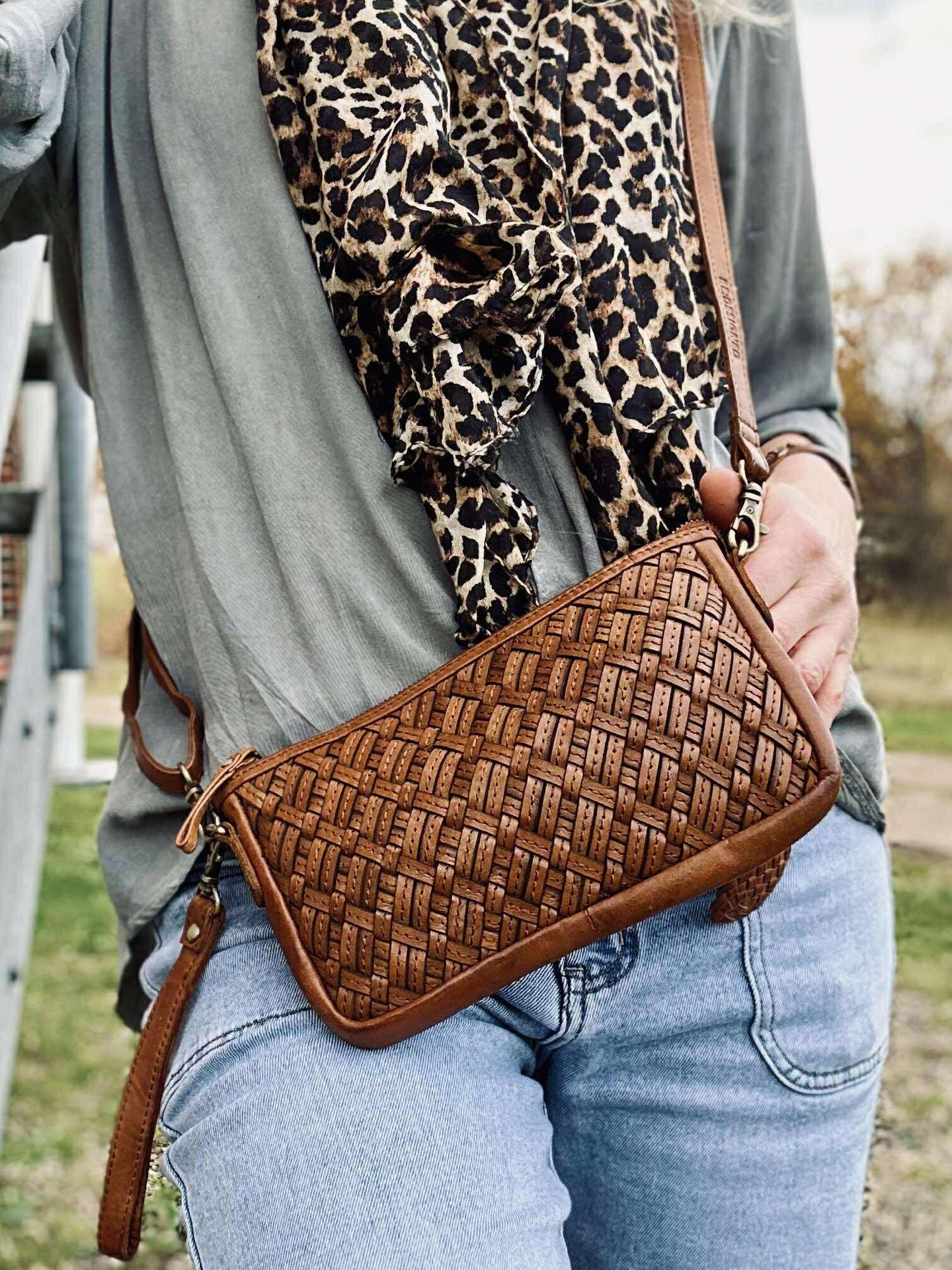 Crossover Mika small