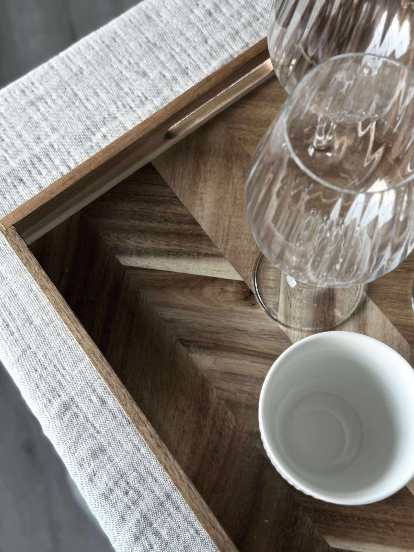 Bricka fiskbensmönster - 48 cm