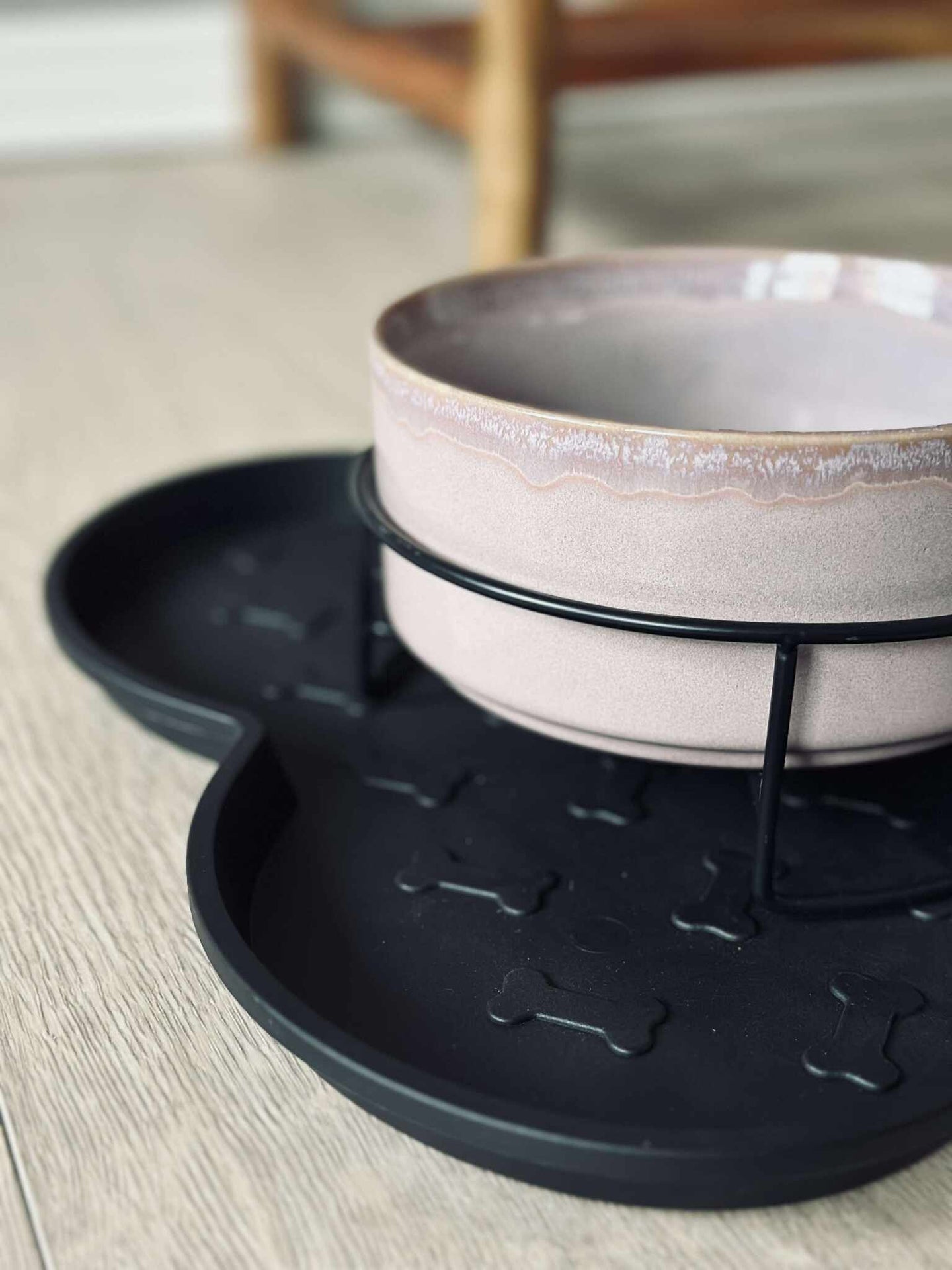 Underlägg för matskålar