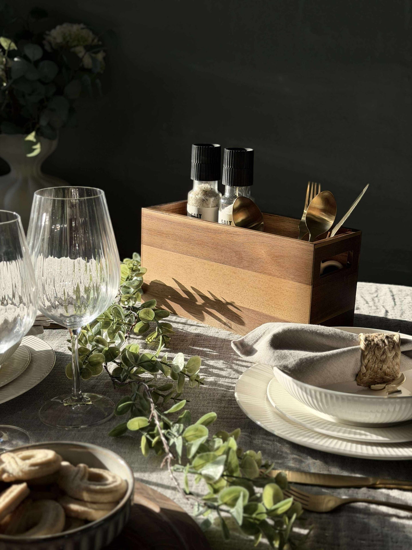 Låda i akaciaträ - 30cm