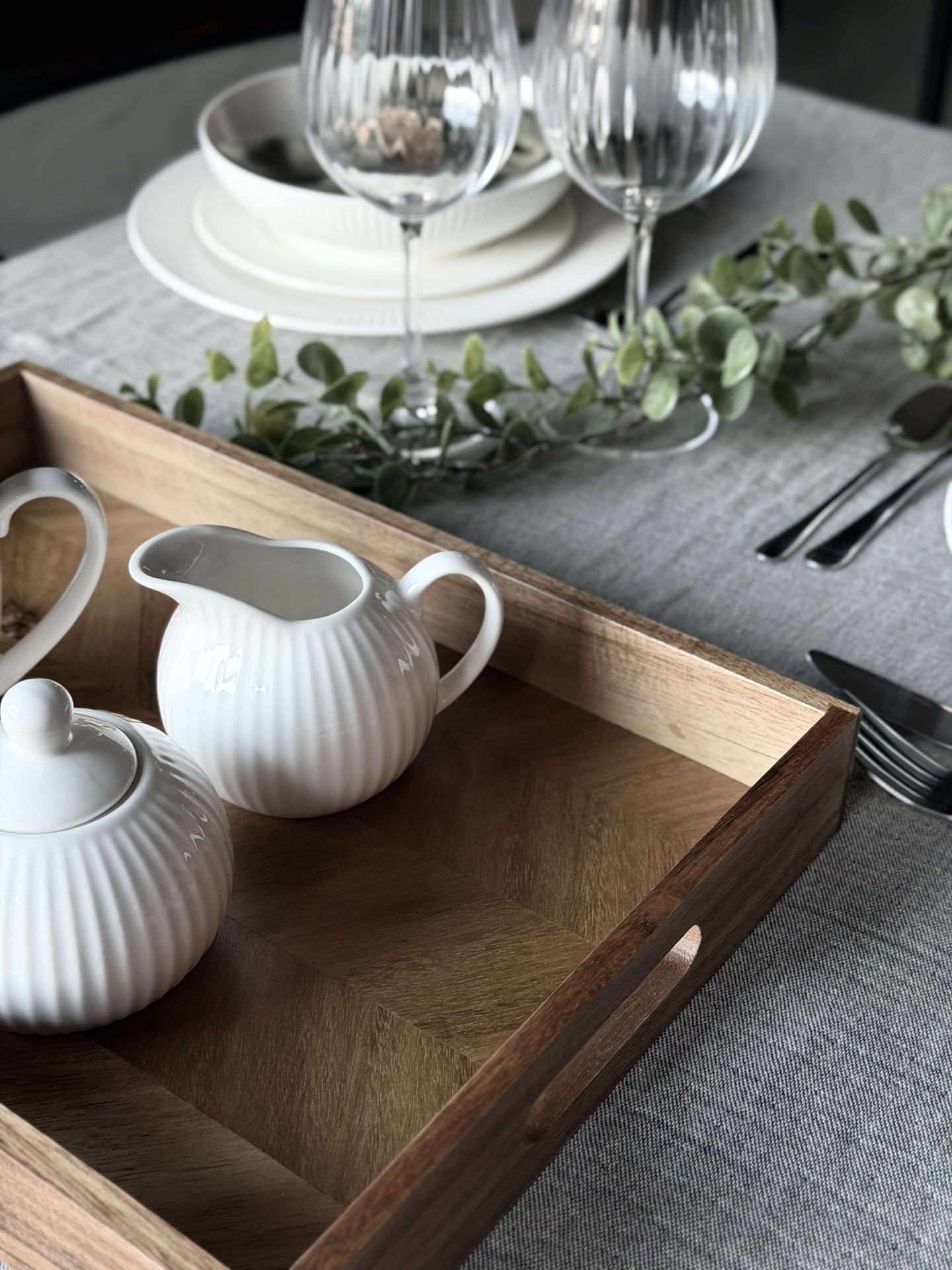 Bricka fiskbensmönster - 39X28 cm