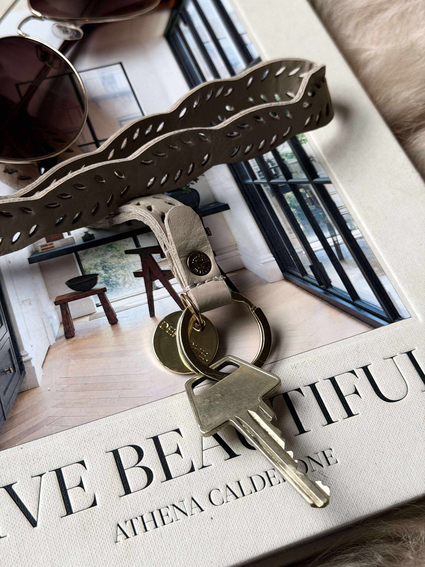 Boho nyckelring - Beige