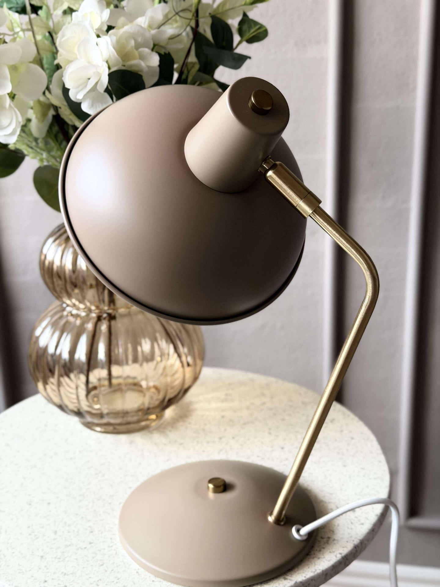 Retro Bordslampa - Beige / guld