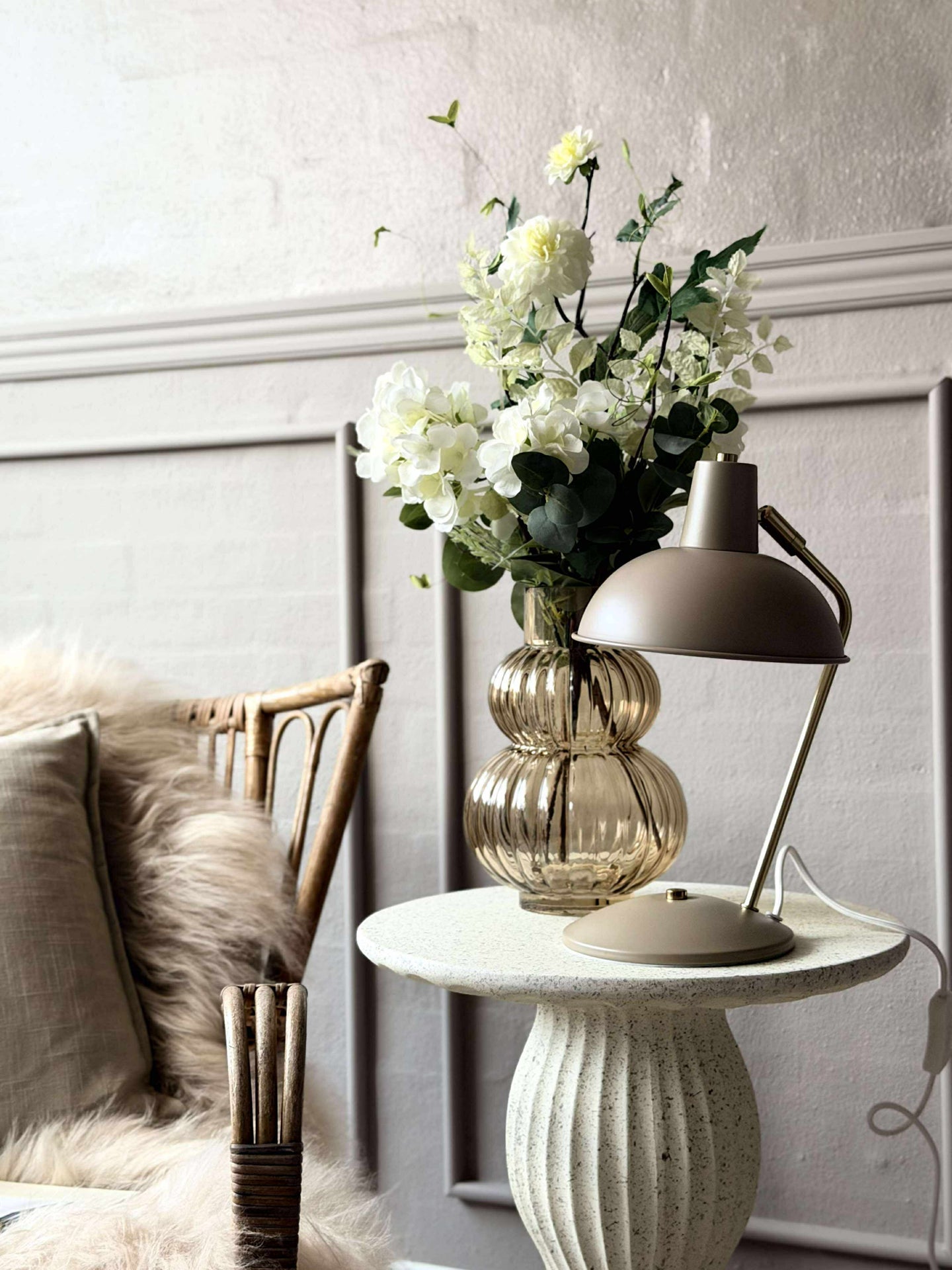 Retro Bordslampa - Beige / guld