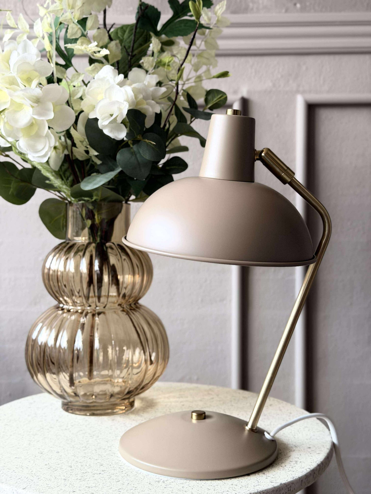 Retro Bordslampa - Beige / guld