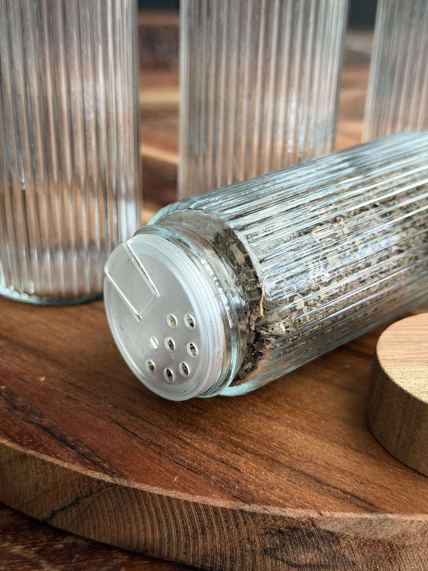 Kryddburkar med trälock - 6 st