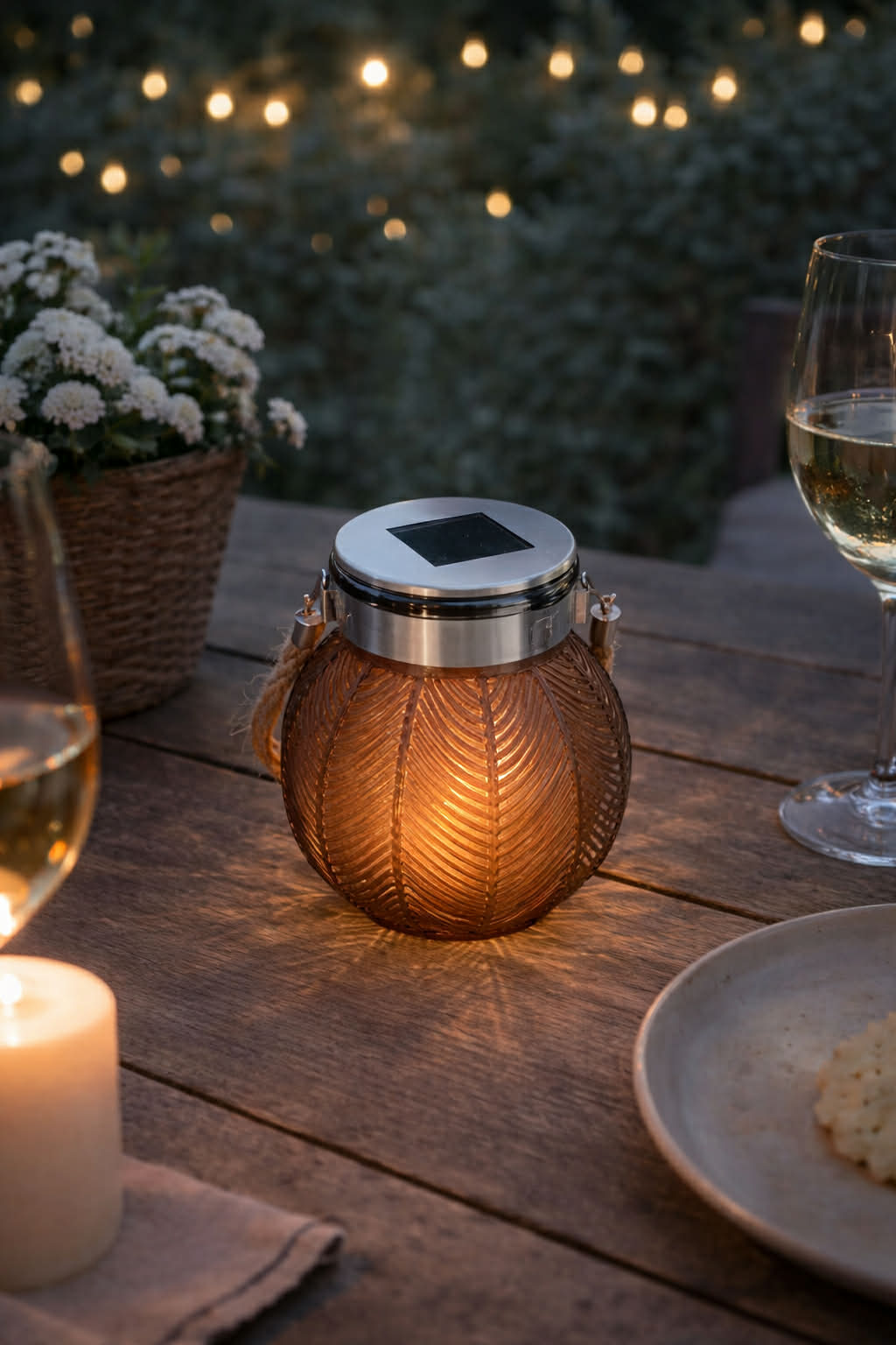 Lykta med solceller – Nancy brown