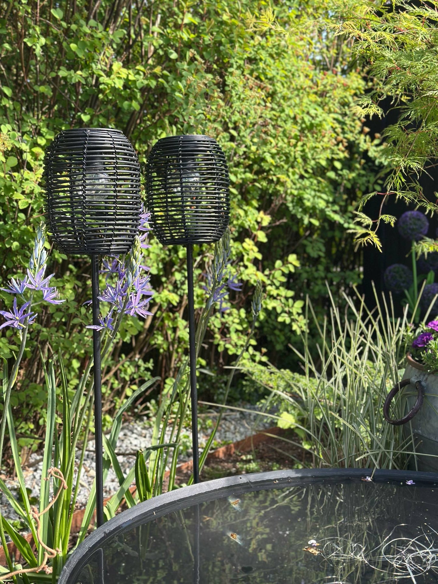 Lykta Molly svart på spjut - Solenergi