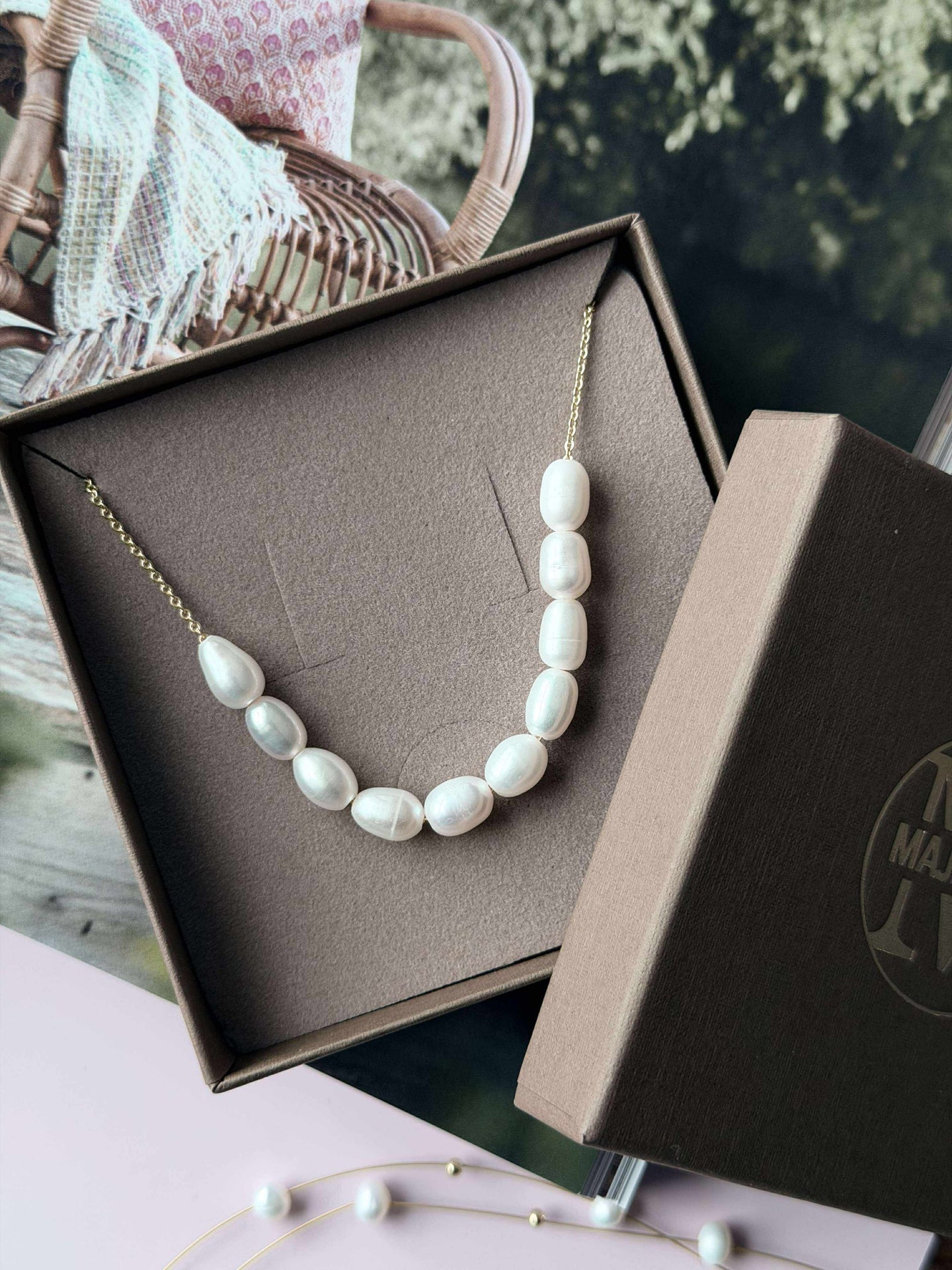 Halsband Sophia - med sötvattenspärlor