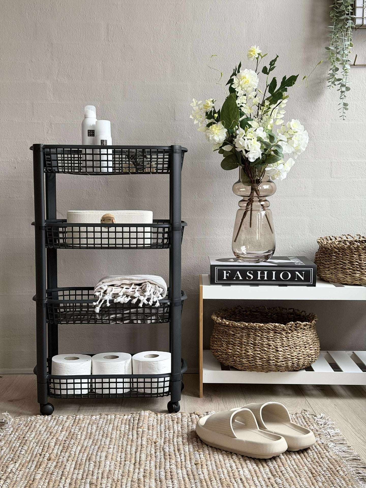 Rullvagn m. 4 korgar - Svart