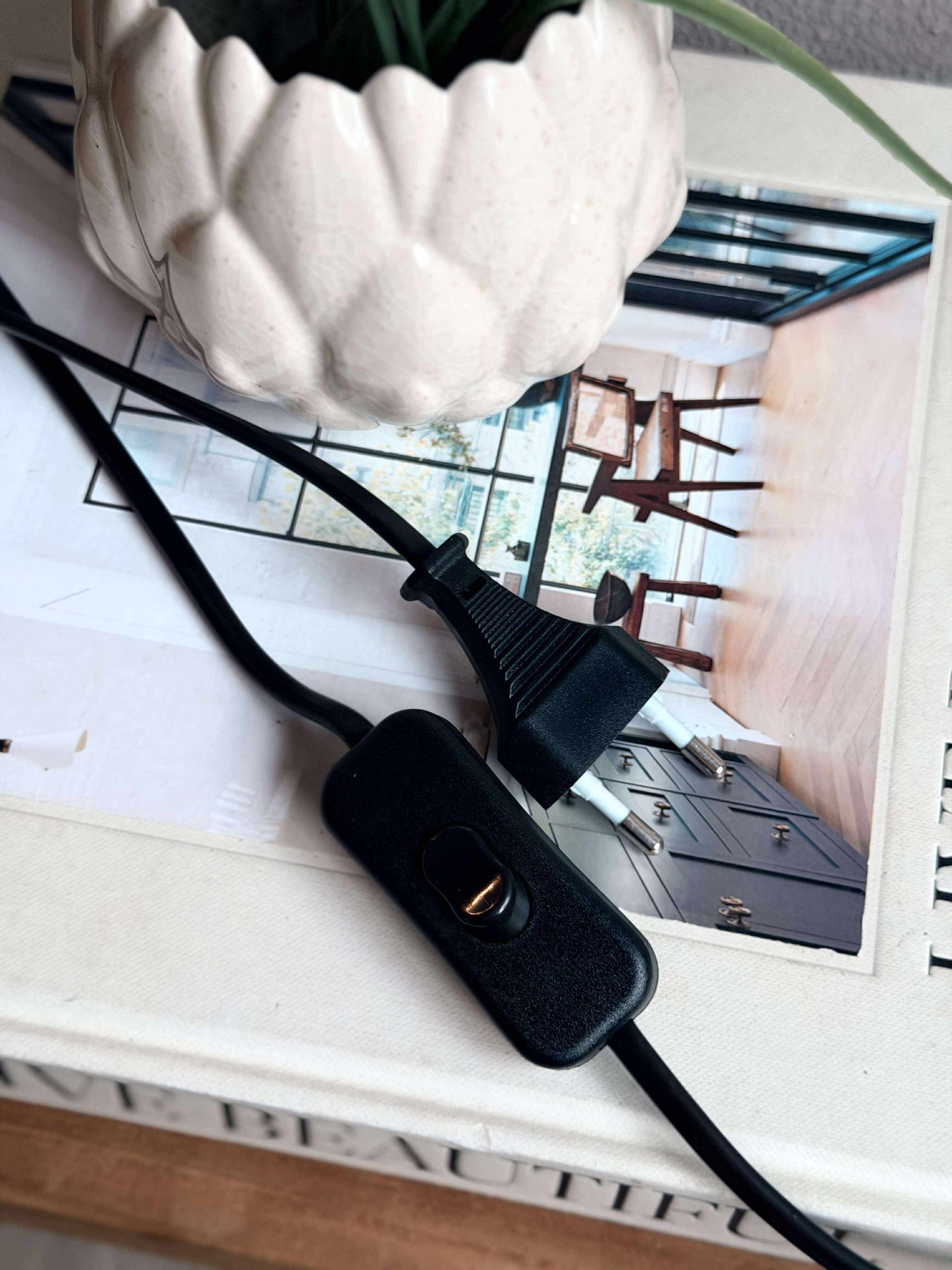 Bordslampa - Grå metall
