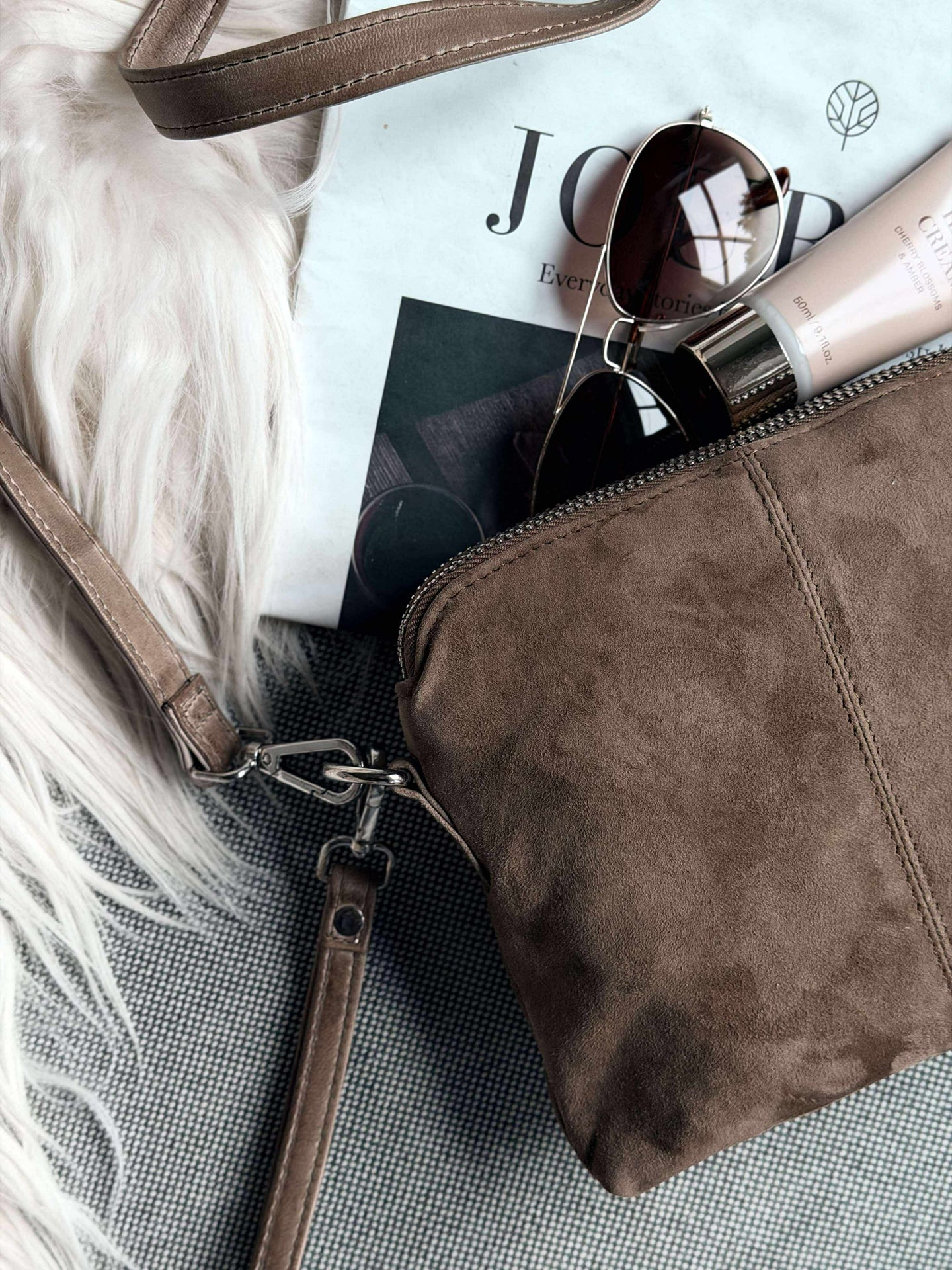 Crossbody clutch ALICE - Nude brown