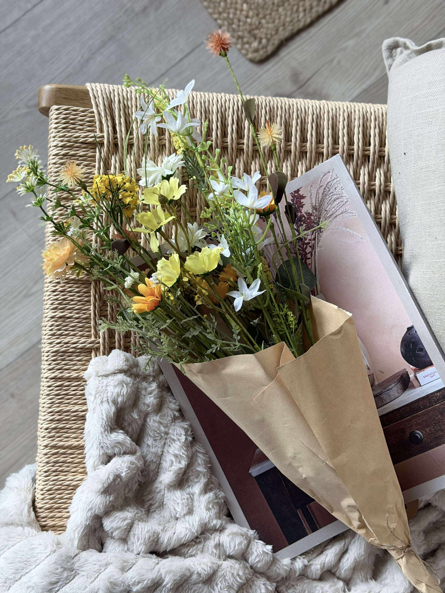 Bukett Vit / Gul - VILD FLORA