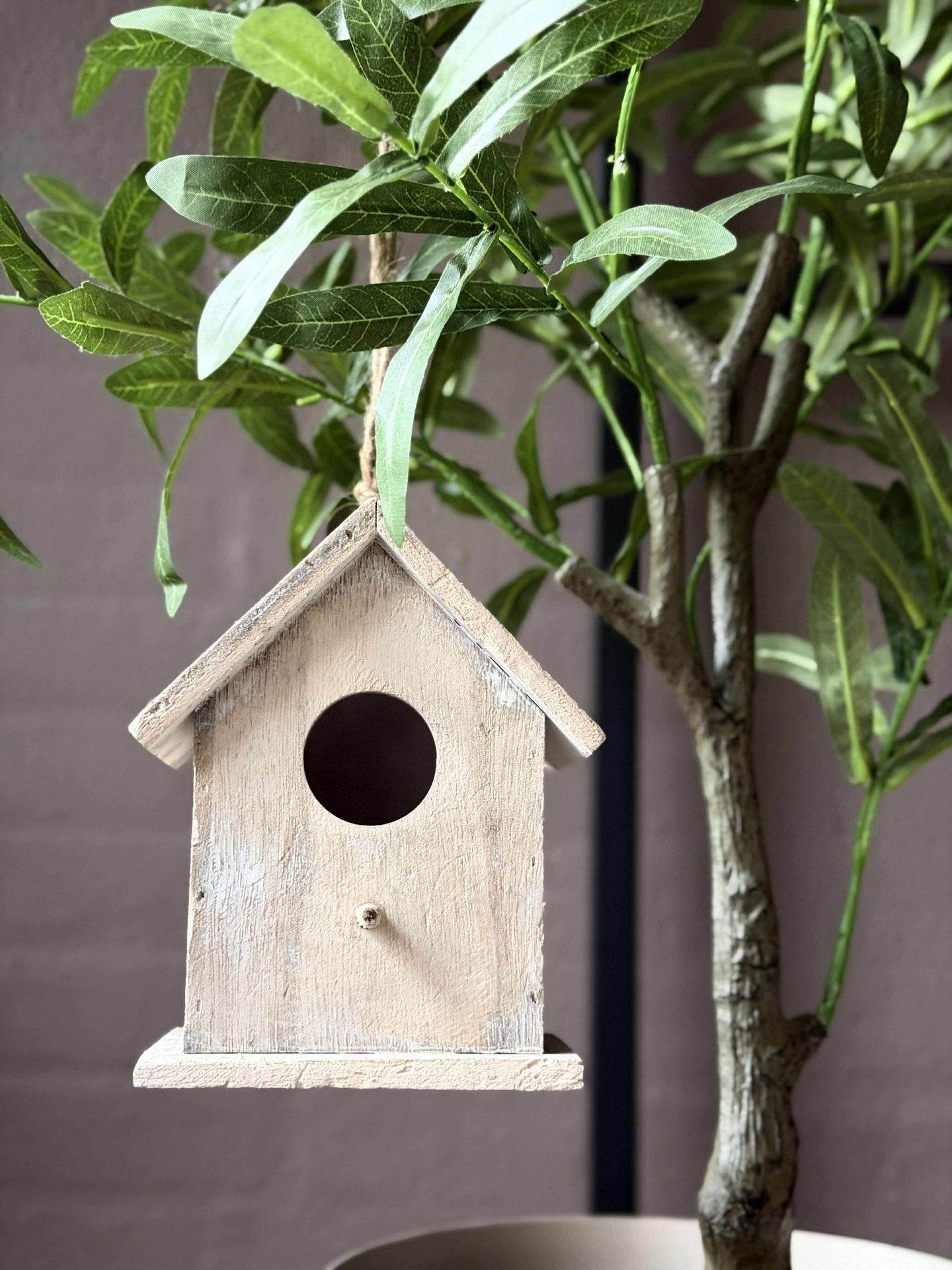 Fågelholk i trä - Ljusgrå