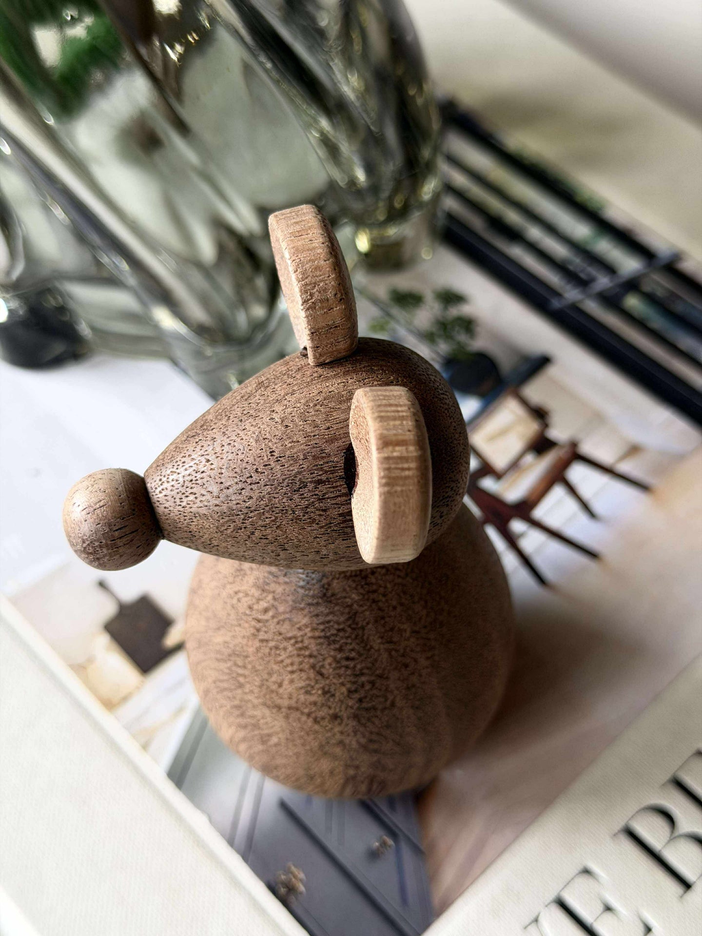 Sittande Mus - Bärnsten Brun