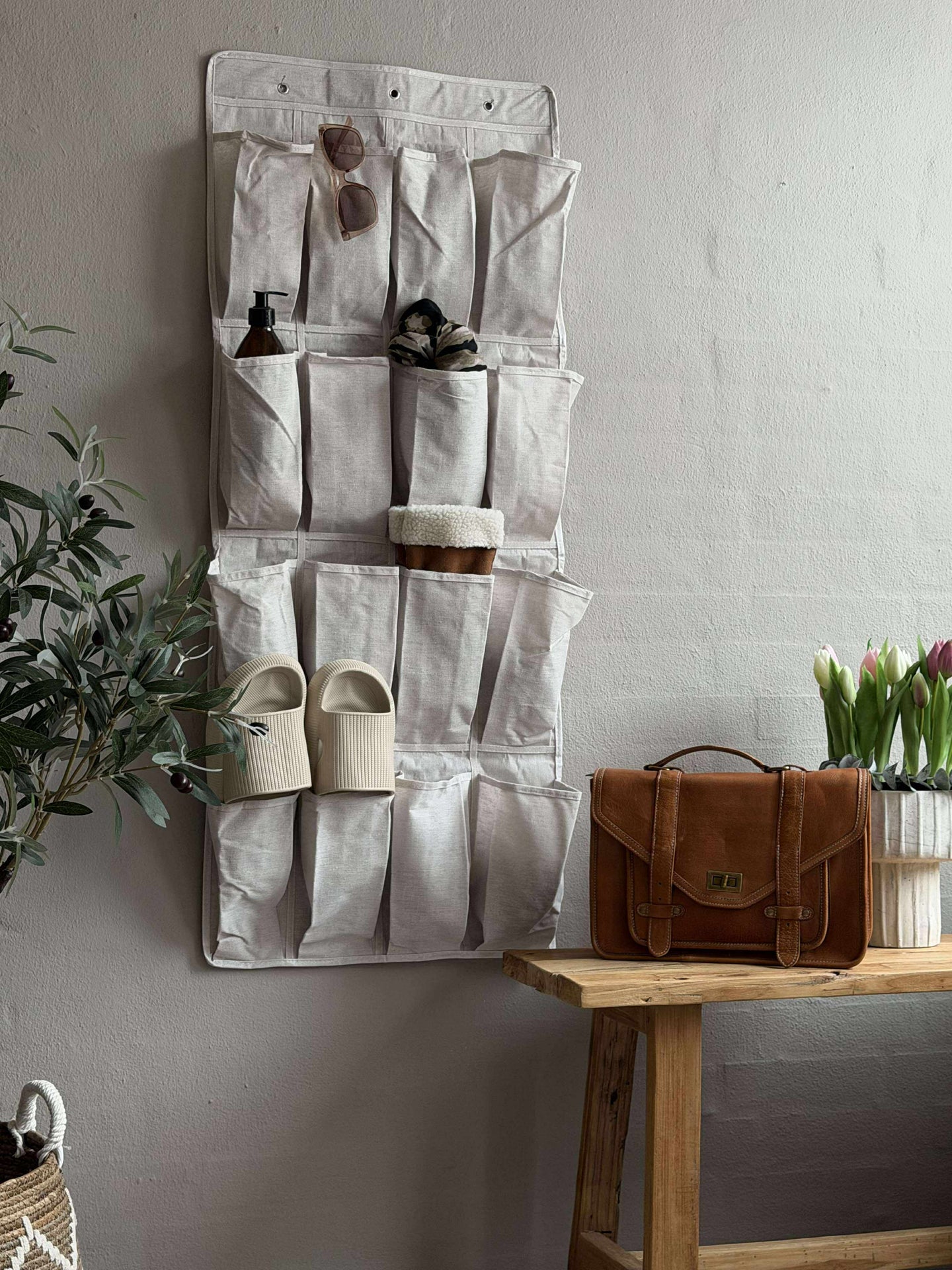 Förvaring BELLA med 16 fack