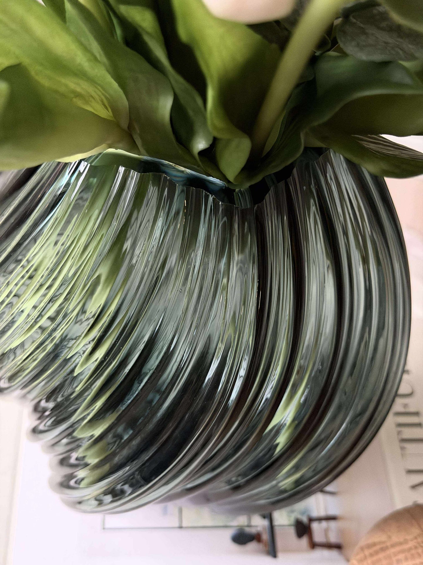 Vas grön - Munblåst glas