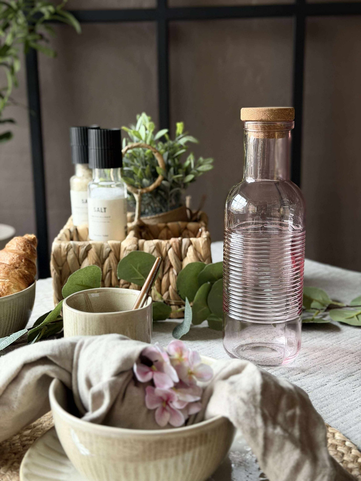Vattenflaska med korkpropp – Rosa 1 l