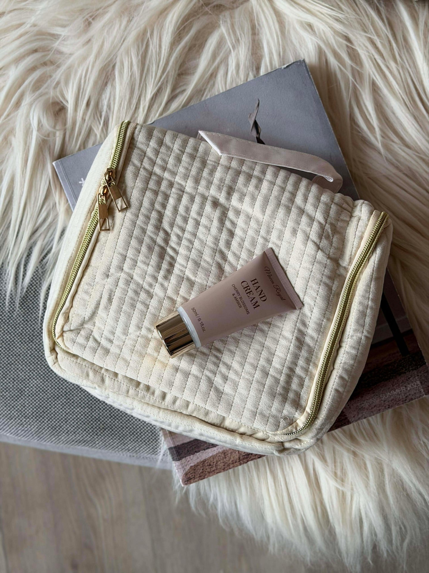 Toalettväska Gia - Flera färger