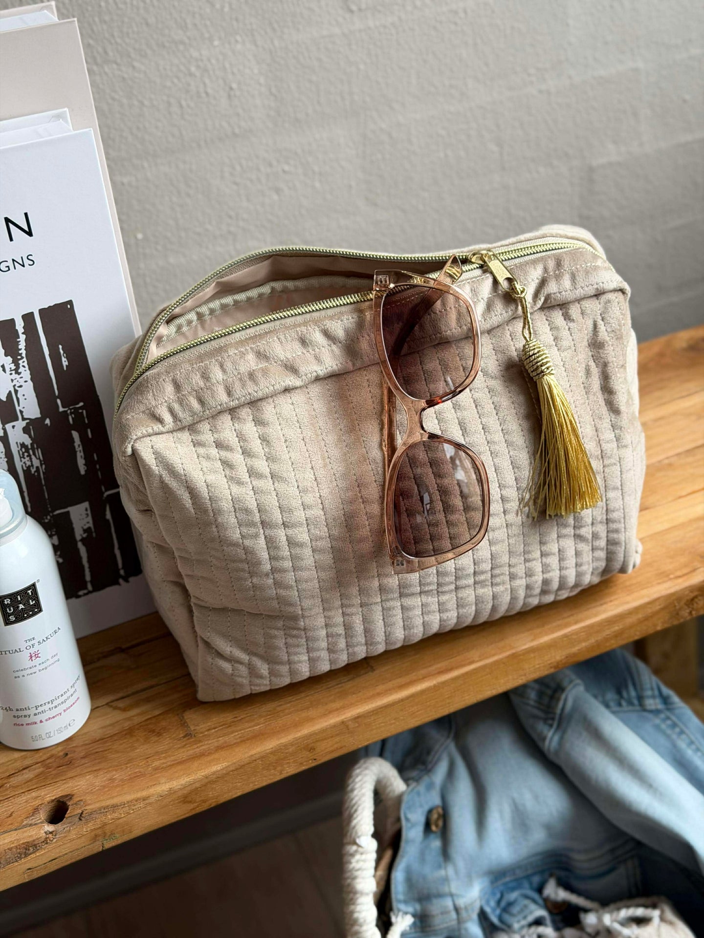 Toalettväska Gia - Flera färger