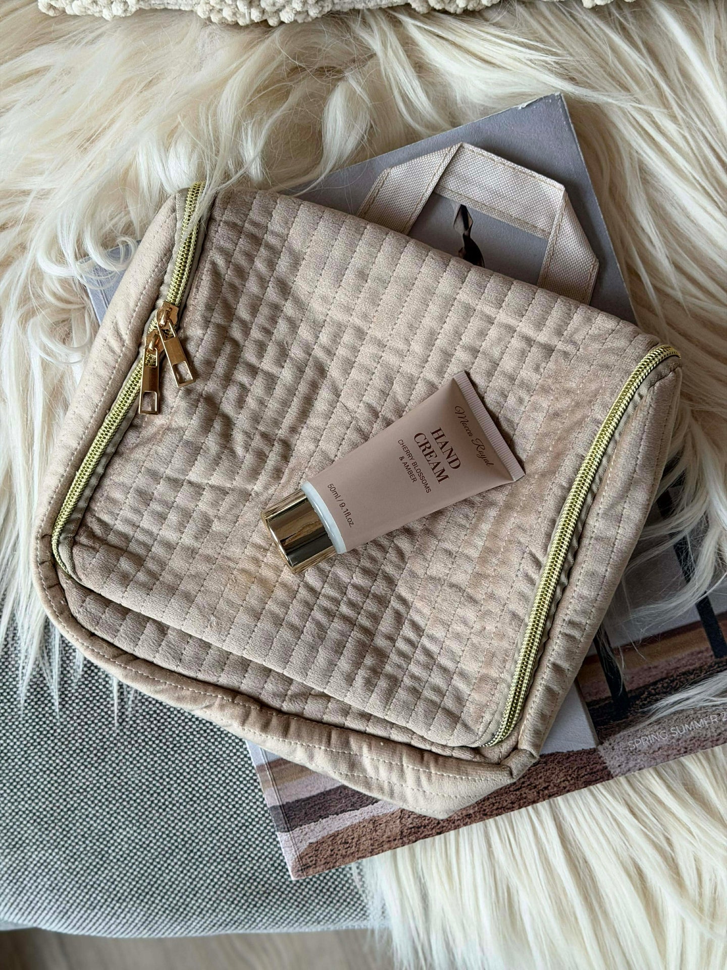 Toalettväska Gia - Flera färger