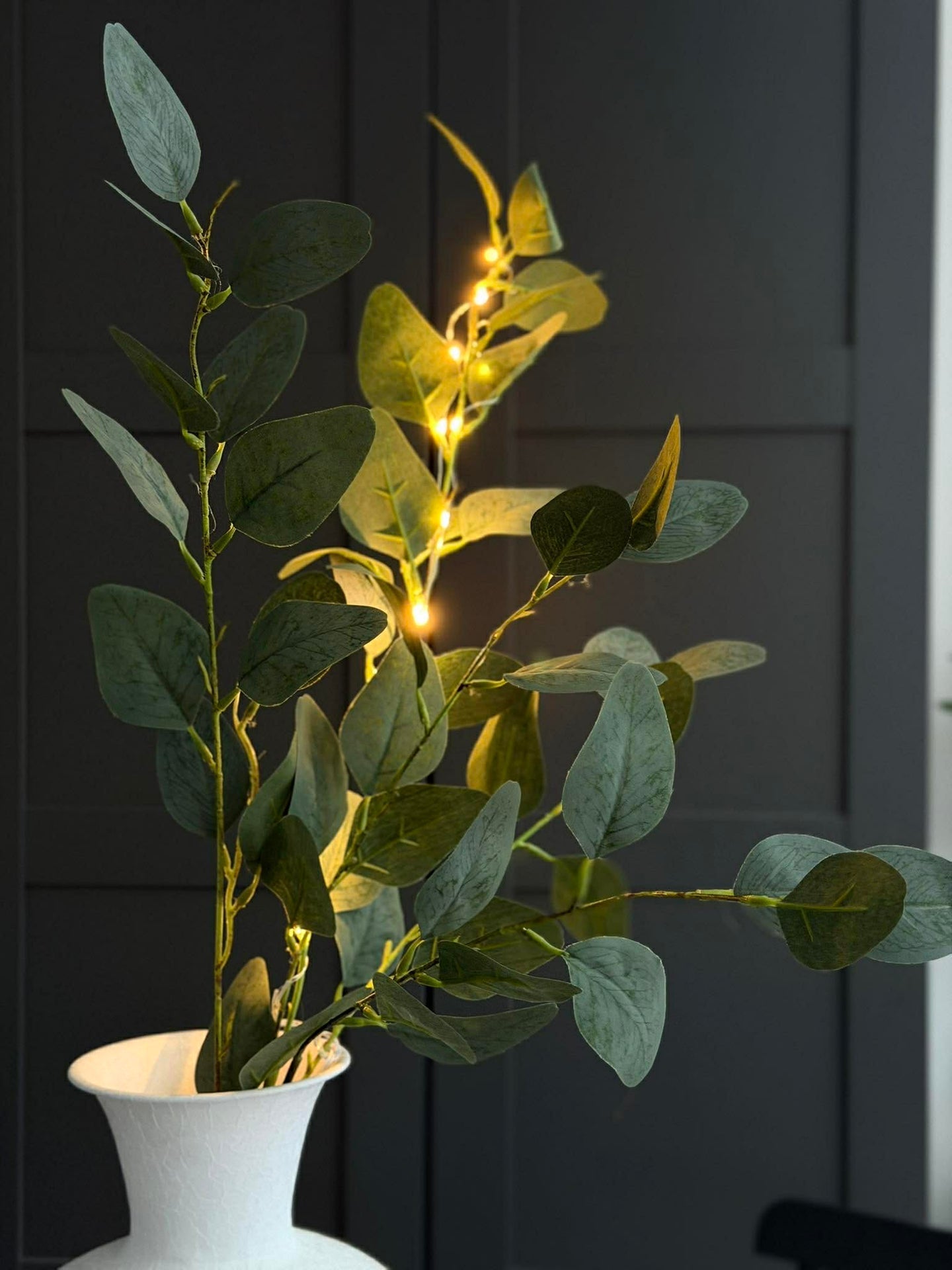 Eucalyptus gren med belysning - 100cm
