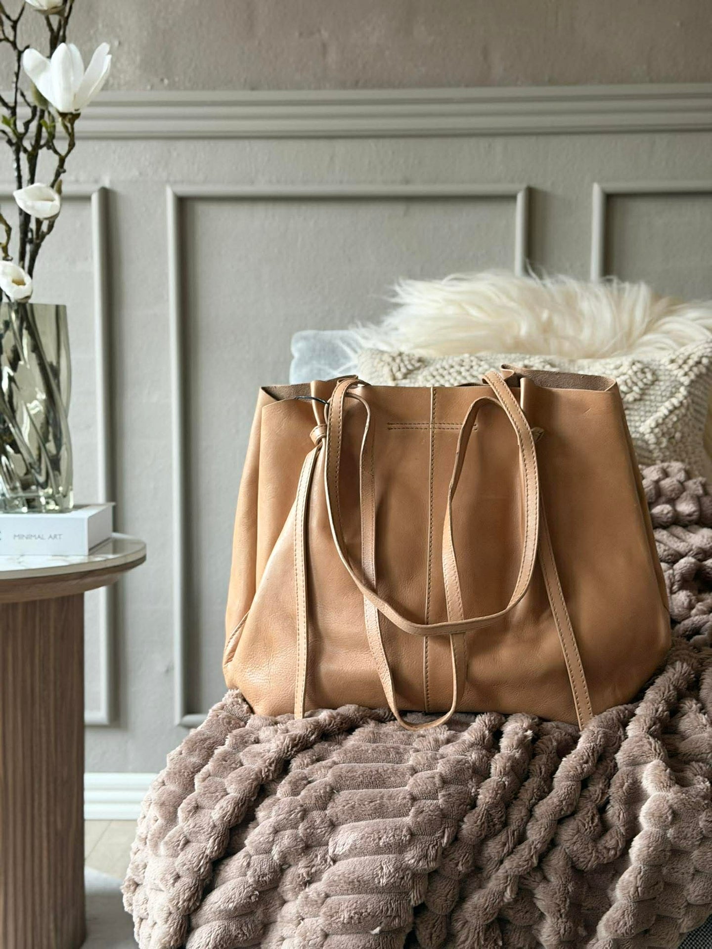 Shopper i mjuk läderkvalitet - Sand