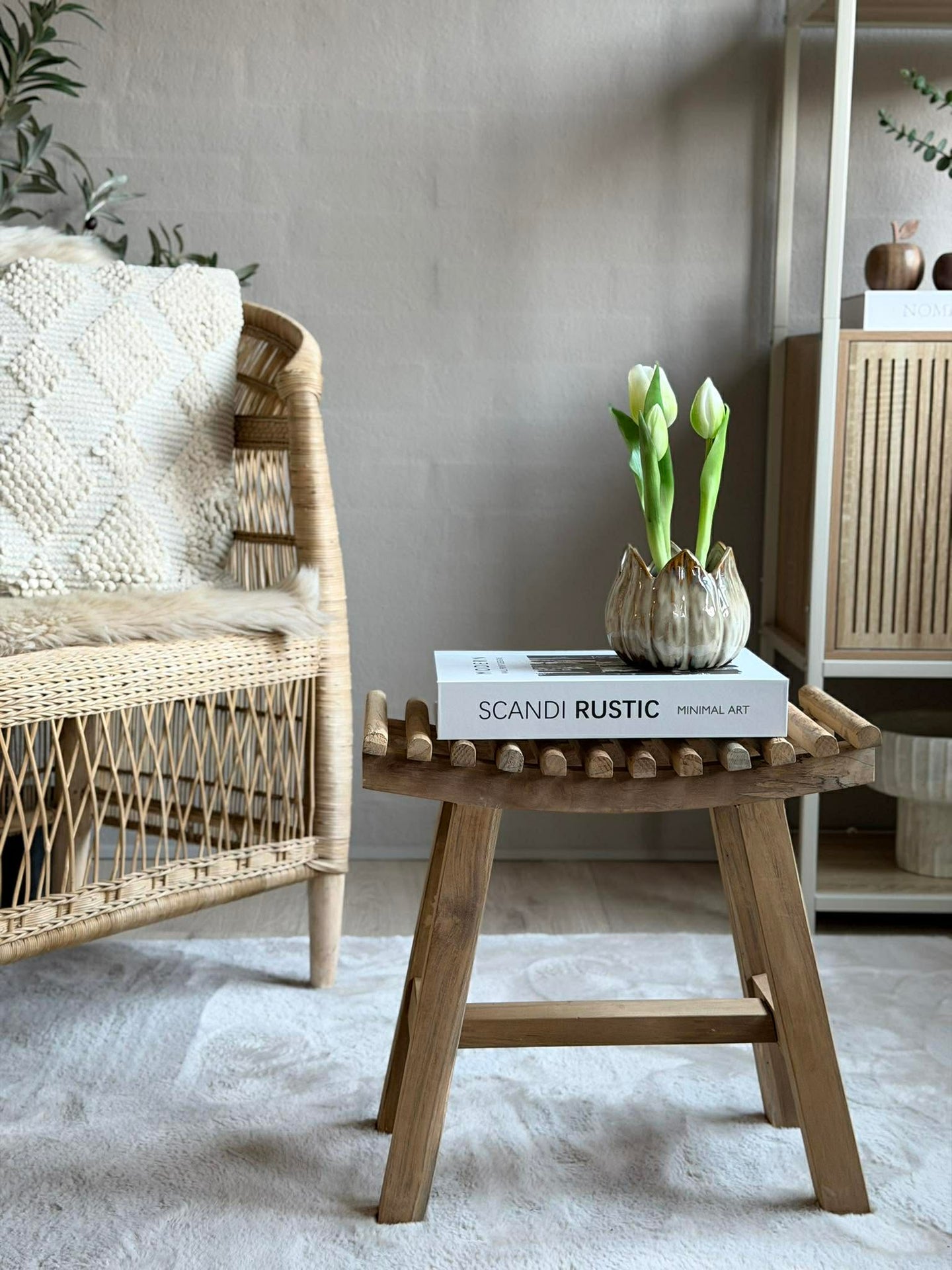 Pall Teak