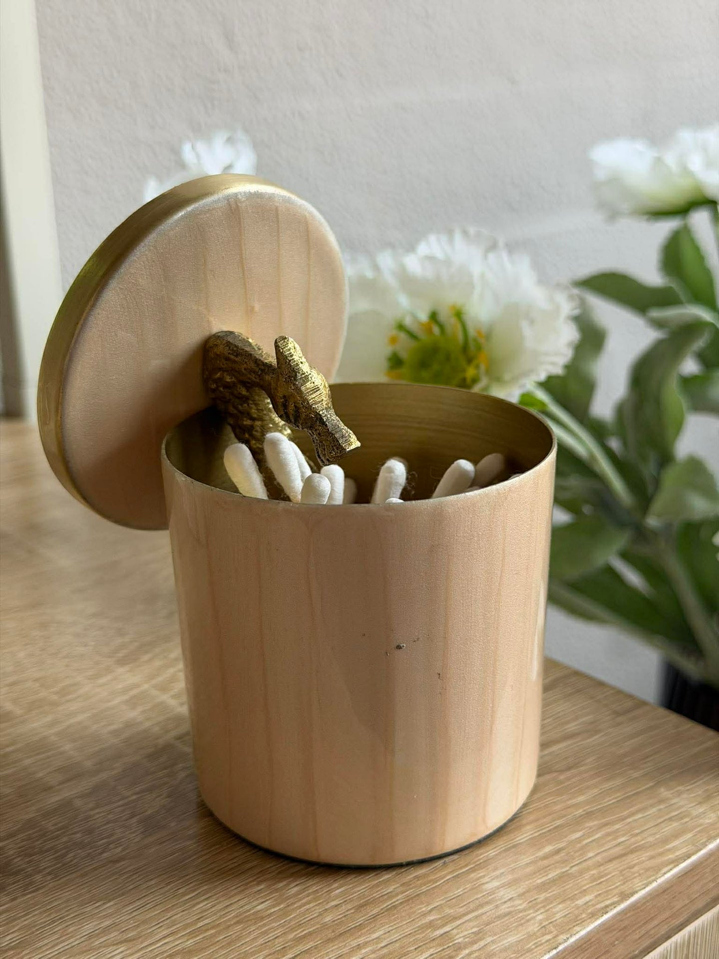 Kruka med lock – Beige med fågel i guld