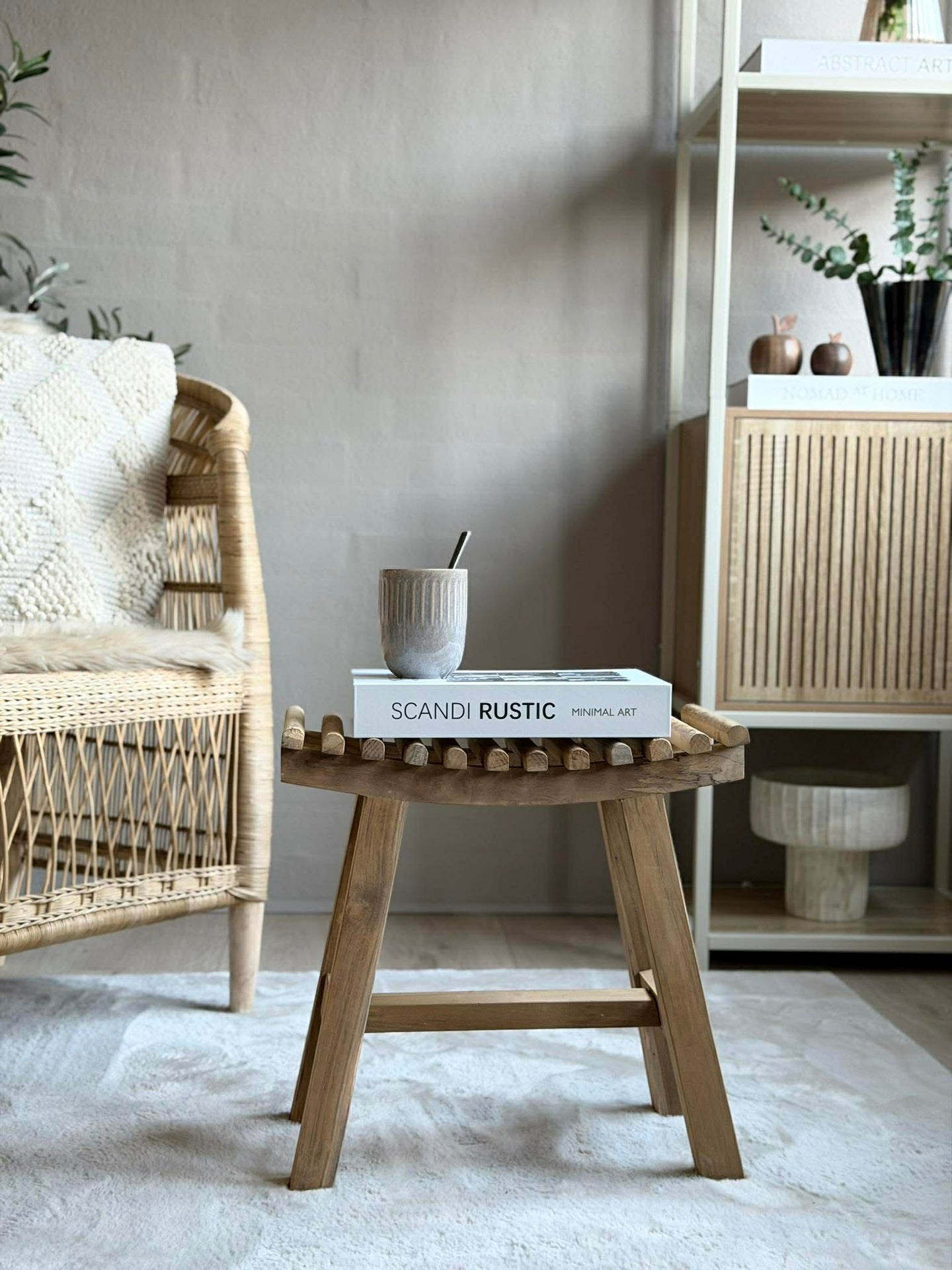 Pall Teak