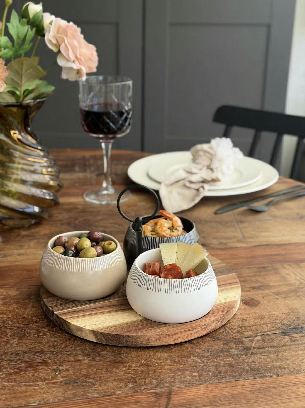 Tapas - 3 skålar på runt fat