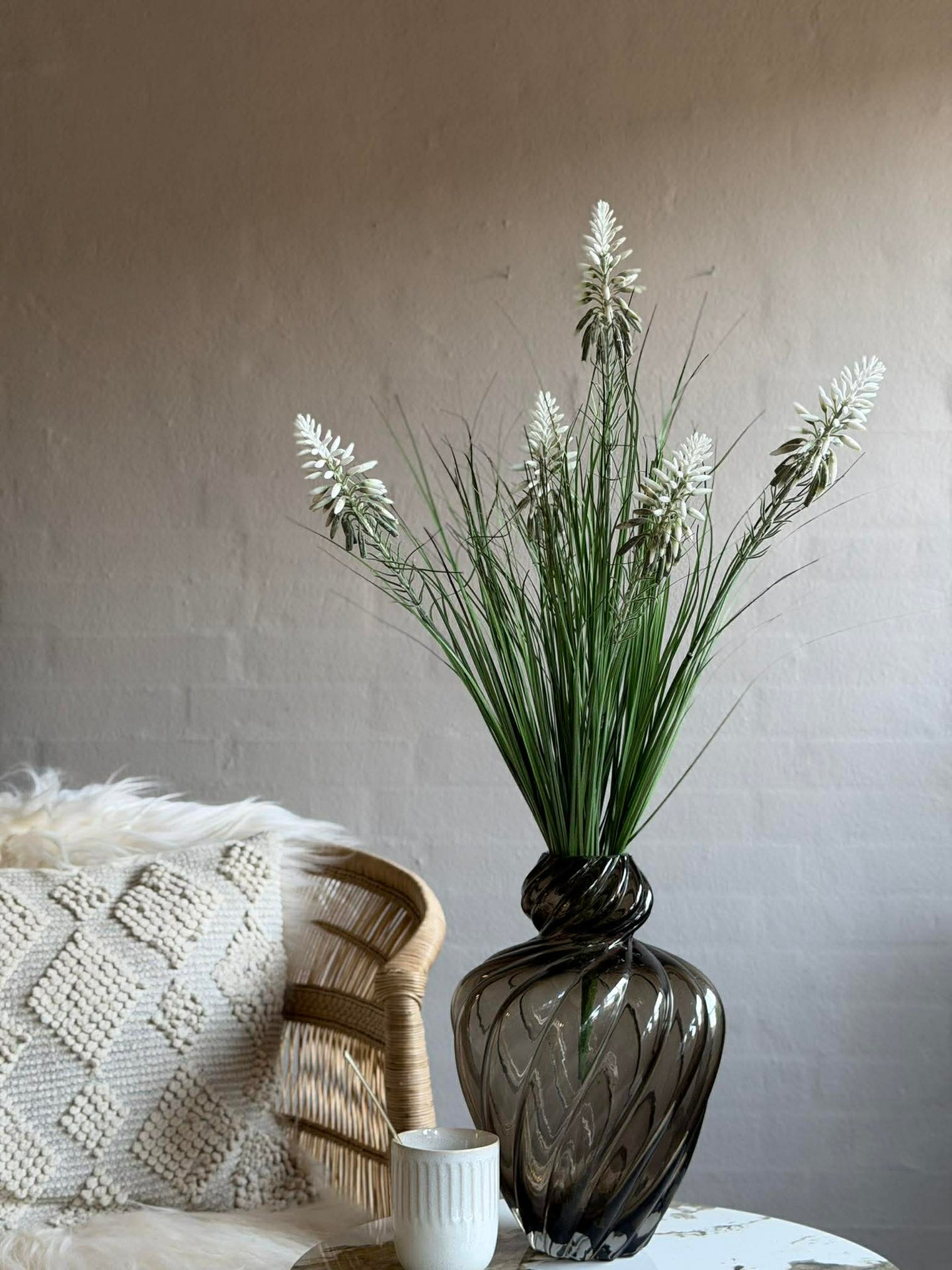 Lupin Vit i bukett för inomhus och utomhus - 70 cm