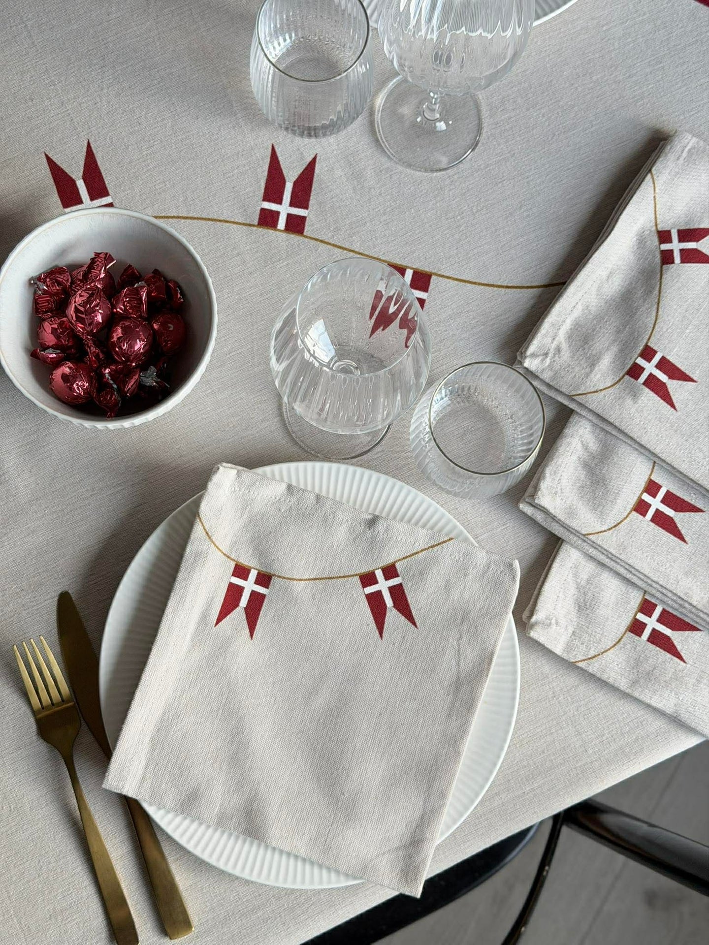 Duk med flagg - Flera storlekar
