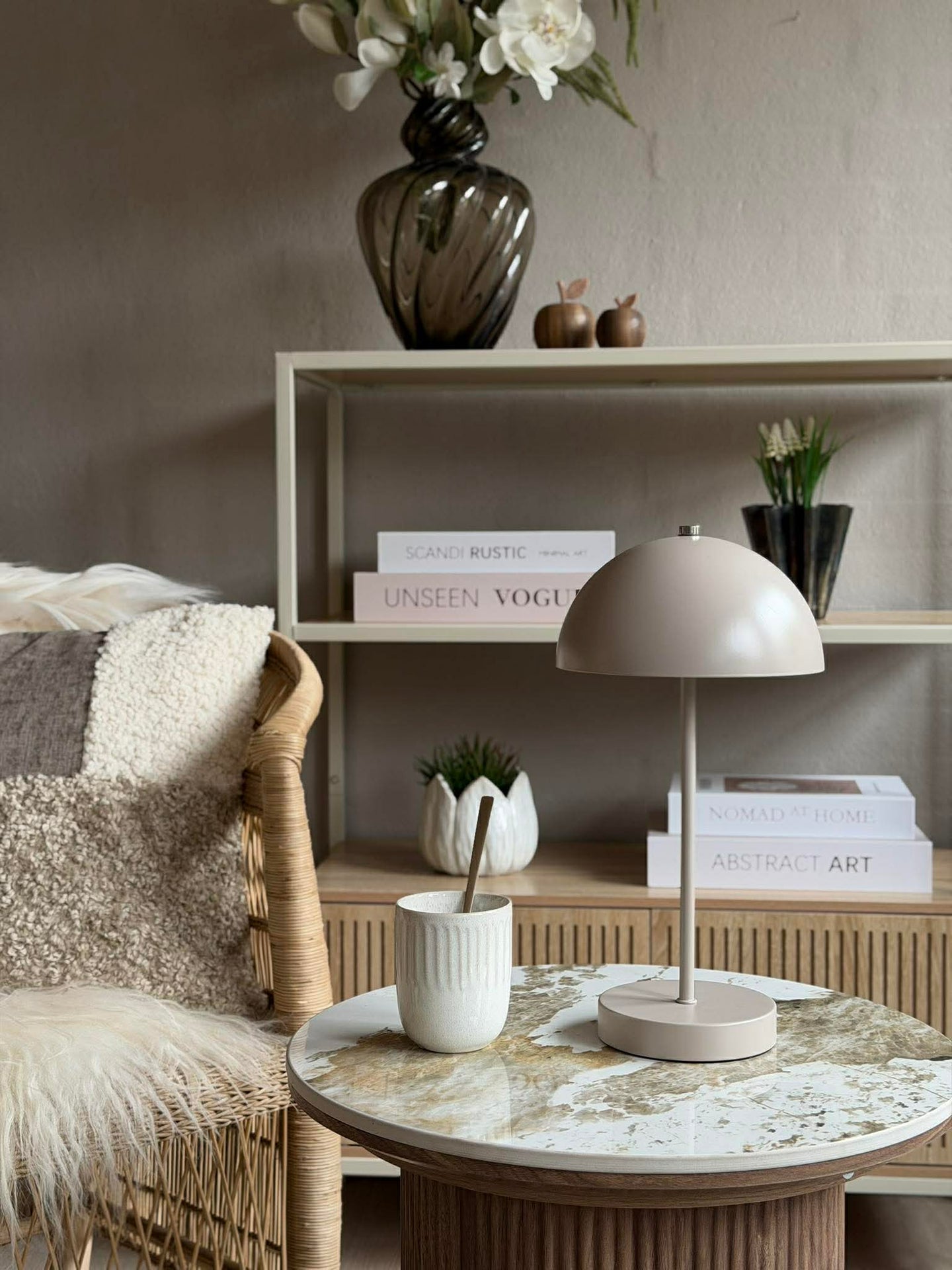 Bordslampa med touch - Large Sand