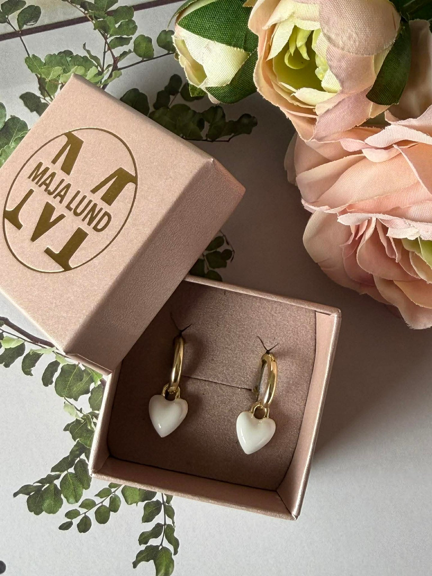 Örhängen Dina - förgyllda Off White