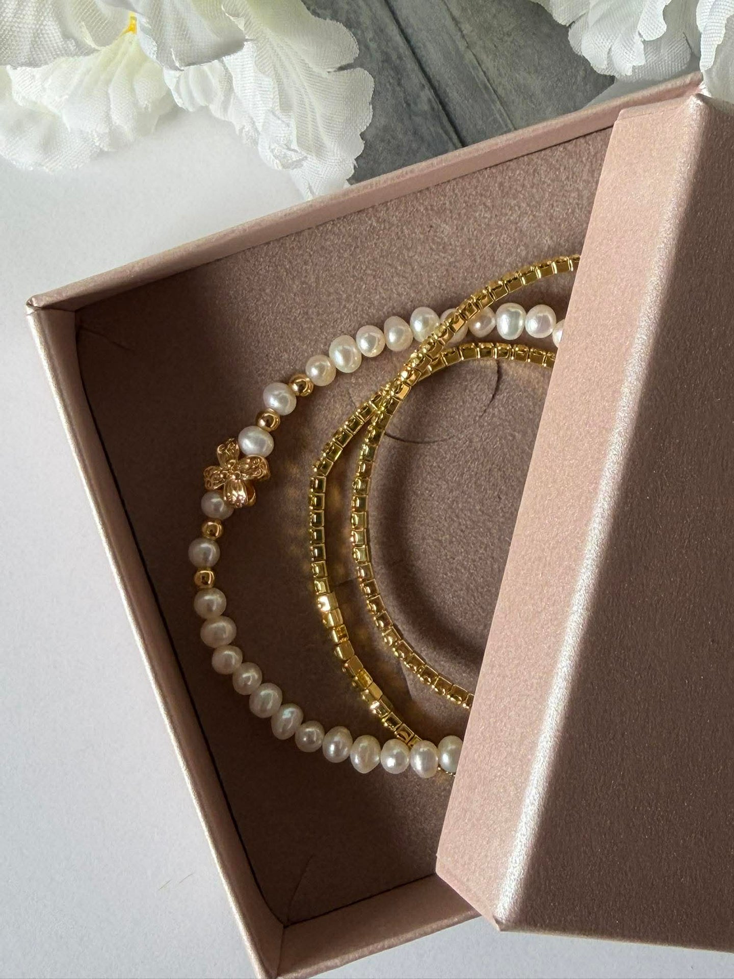 Armband Vega Set/3 - Äkta sötvattenspärlor